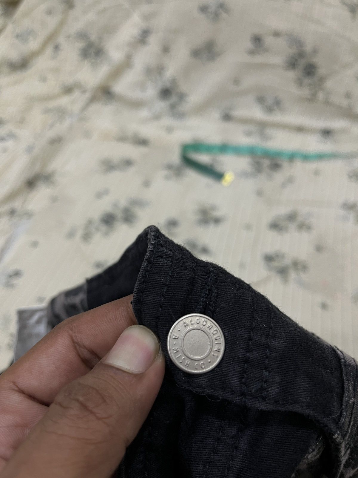 Beauty Beast (Qqqq). ALGON QUINS BONDAGE PUNK SKIRTS Size 29" - 11 Thumbnail