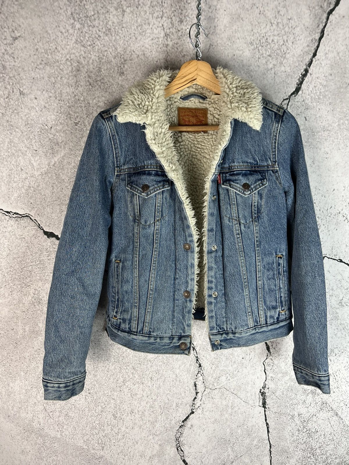 Vintage Levis Denim newest Jacket Distressed Sherpa Lined USA