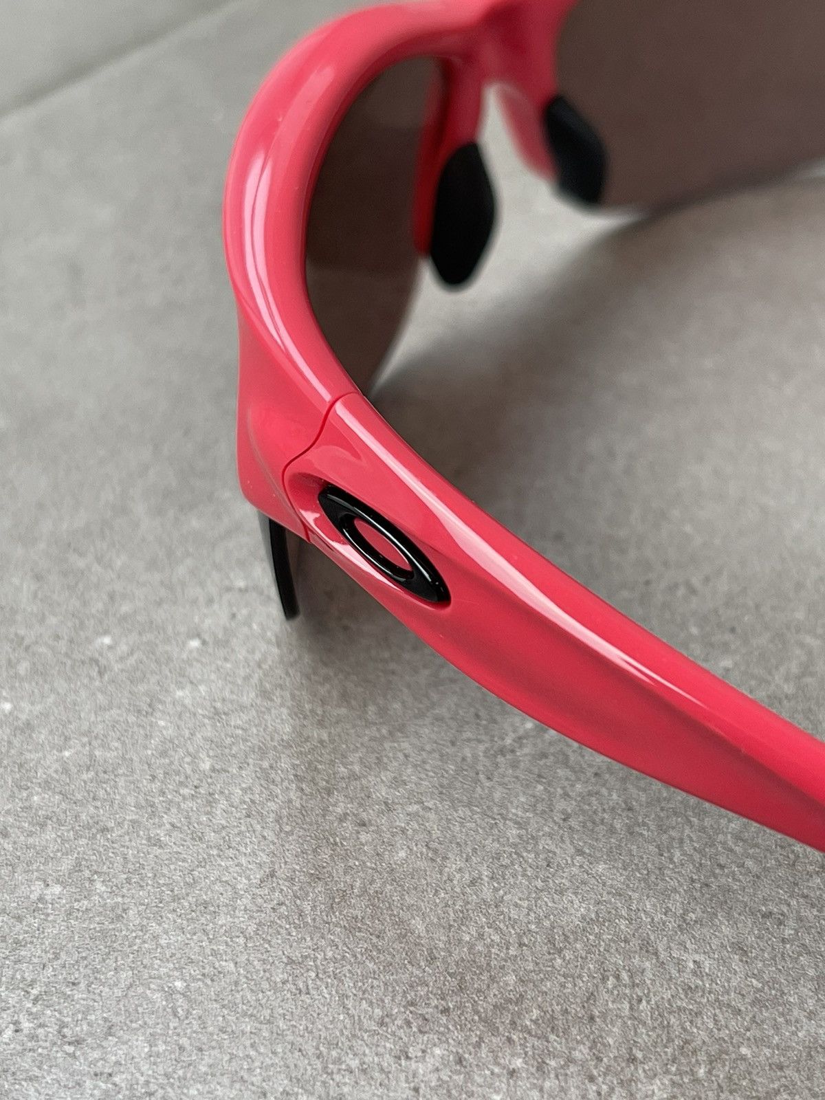 Oakley Oakley OO03-796 "Commit" Red Black Sunglasses Size ONE SIZE - 7 Thumbnail