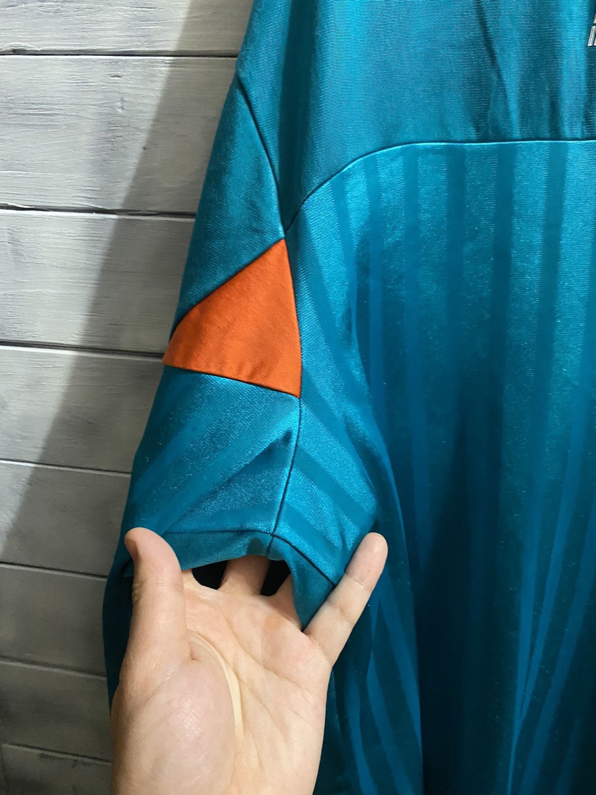Reebok Rare Vintage Long-Sleeve REЕBOK. Y2K style. Size US XL / EU 56 / 4 - 4 Thumbnail
