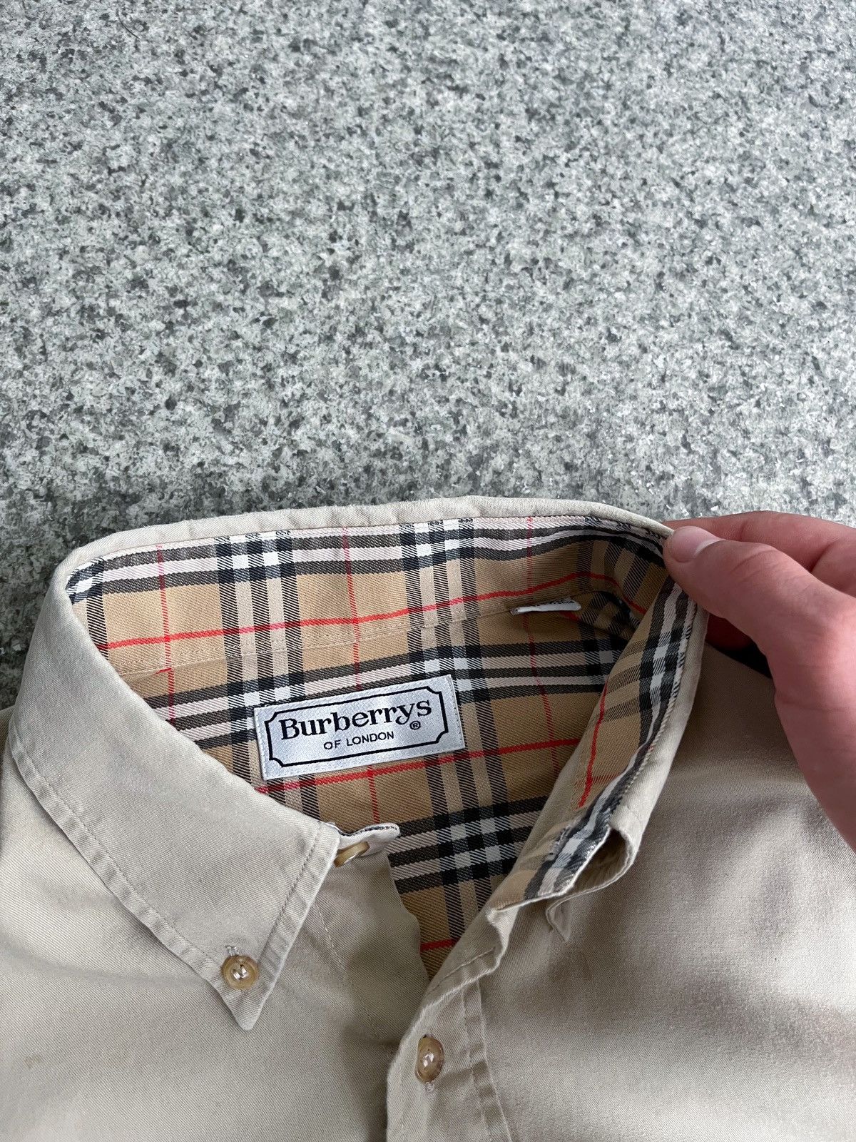 Burberry × Vintage VINTAGE 90’s BURBERRY NOVA CHECK SHIRT SIZE L 16/5 Size US L / EU 52-54 / 3 - 10 Thumbnail