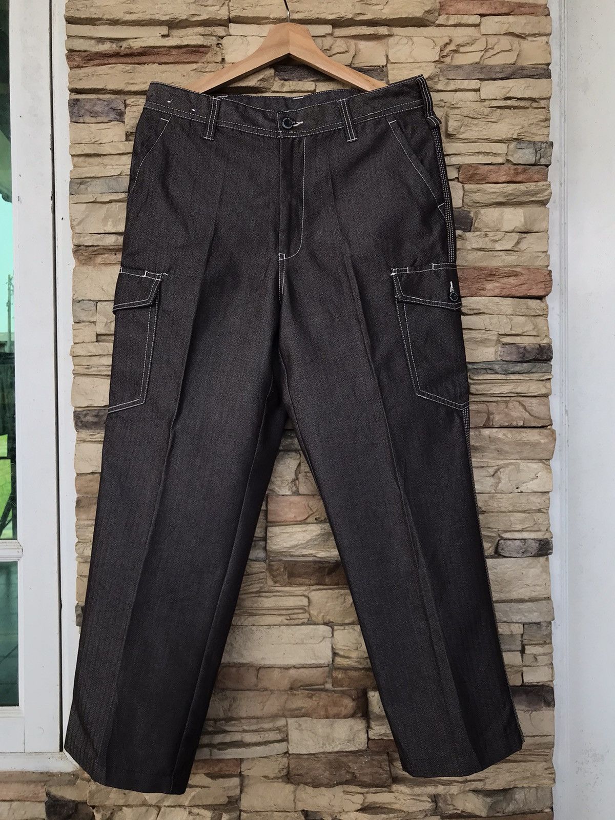 Vintage Vintage Herringbone Cargo Pants Size US 33 - 1 Thumbnail
