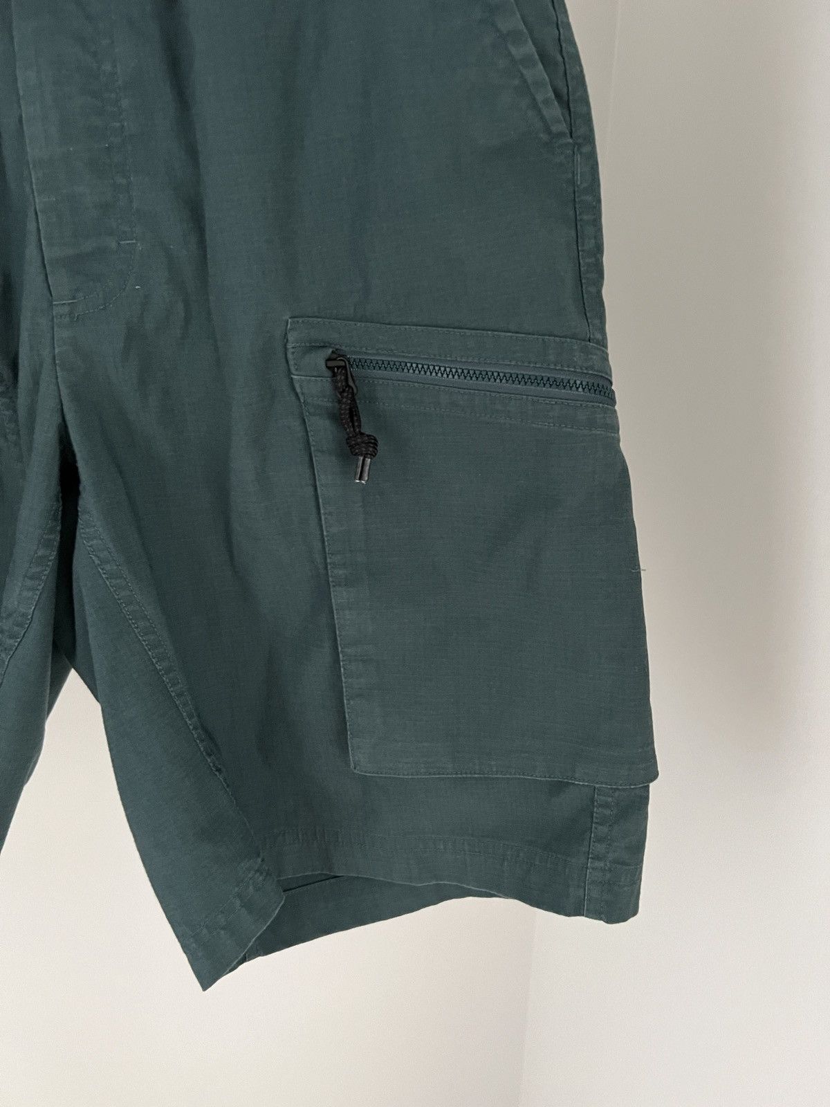 Nike 🔥🔥 Nike ACG Cargo Shorts Size US 30 / EU 46 - 3 Thumbnail