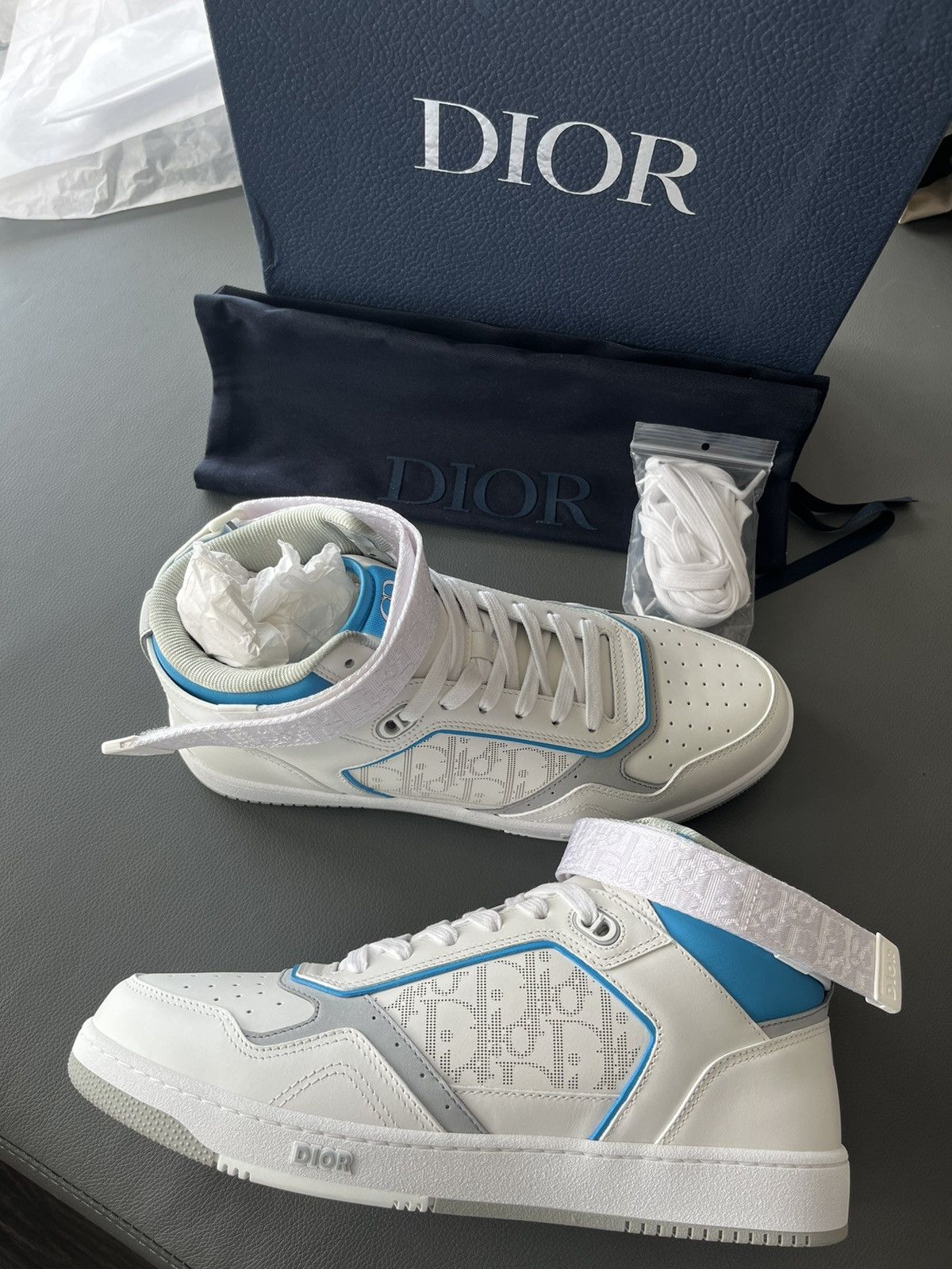 Dior Brand New Limited Edition Dior Logo Sneaker Size US 11 / EU 44 - 16 Thumbnail