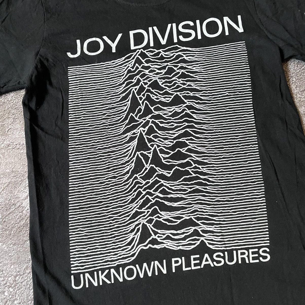 Band Tees Vintage Y2K SCREAM JOY DIVISION ABSTRACT ANGRY HORROR BONES Size US S / EU 44-46 / 1 - 6 Thumbnail