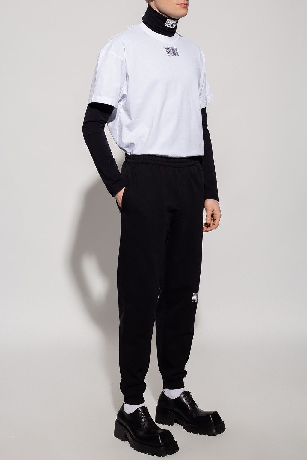 VTMNTS × Vetements VTMNTS Barcode Sweatpant Size US 30 / EU 46 - 9 Thumbnail
