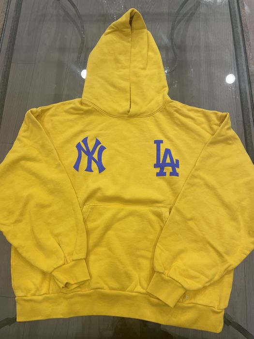 Holiday Brand Yellow & Blue NY LA Holiday Brand Hoodie Size Large