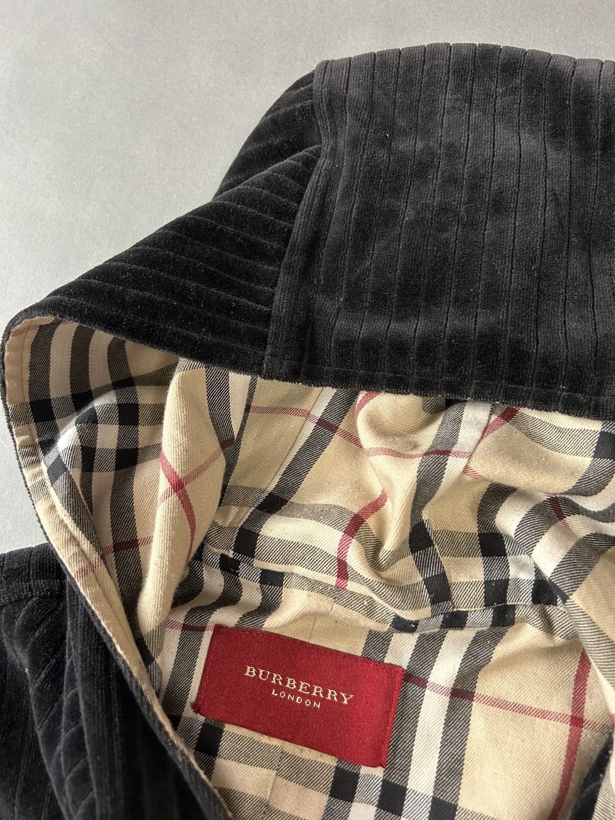 Burberry × Designer × Vintage Burberry black jacket nova check Size US L / EU 52-54 / 3 - 2 Thumbnail