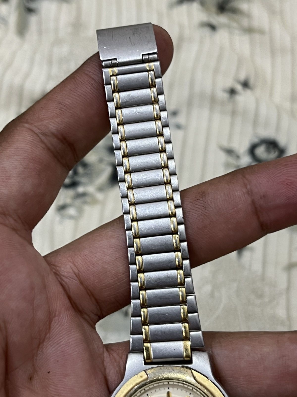 Audi 💣🔥 RARE VINTAGE AUDI QUATTRO QUARTZ WATCH Size ONE SIZE - 9 Thumbnail