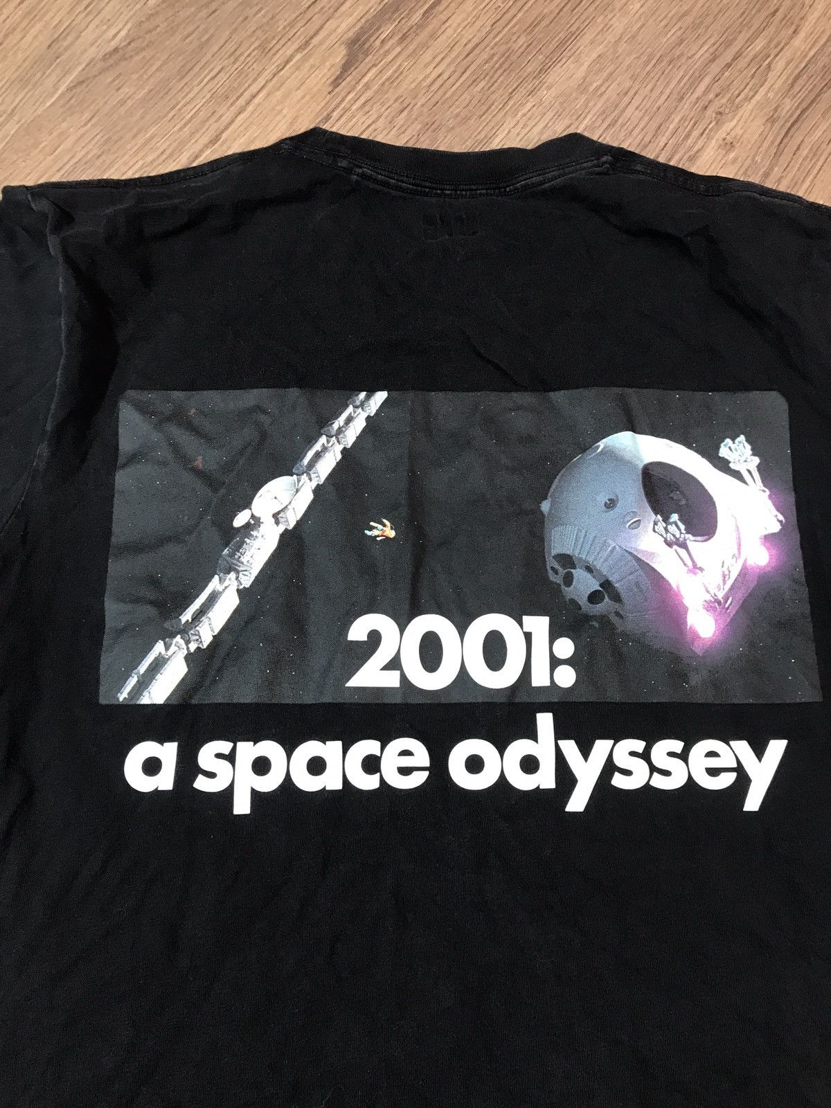 Uniqlo UNIQLO x 2001 A Space Odyssey HAL 9000 Size US S / EU 44-46 / 1 - 3 Thumbnail