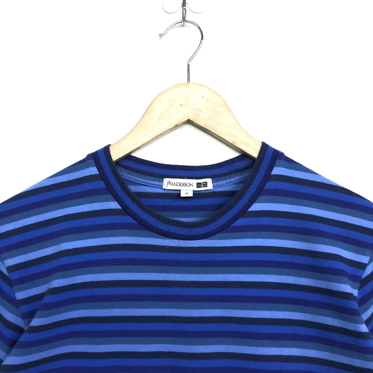 JW Anderson × Uniqlo JWAderson Stripe Blue X Uniqlo Tshirt Size US M / EU 48-50 / 2 - 3 Thumbnail