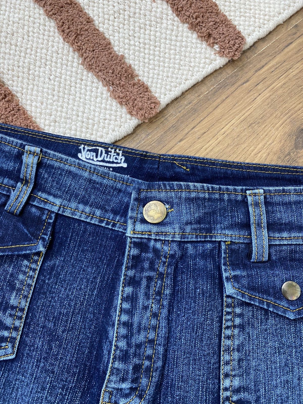 Von Dutch VINTAGE RARE VON DUTCH PLEATED PRINTED MISI SKIRT Size 32" / US 10 / IT 46 - 5 Thumbnail