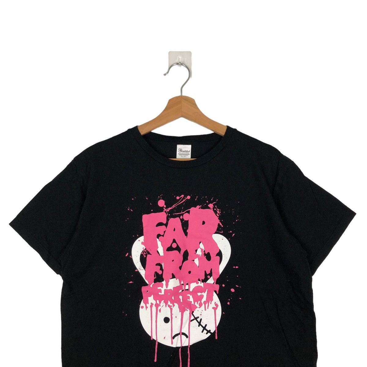 Hysteric Glamour FAR FROM PERFECT SPELL OUT BIG LOGO TEE PUNK DESIGN Size US L / EU 52-54 / 3 - 2 Thumbnail