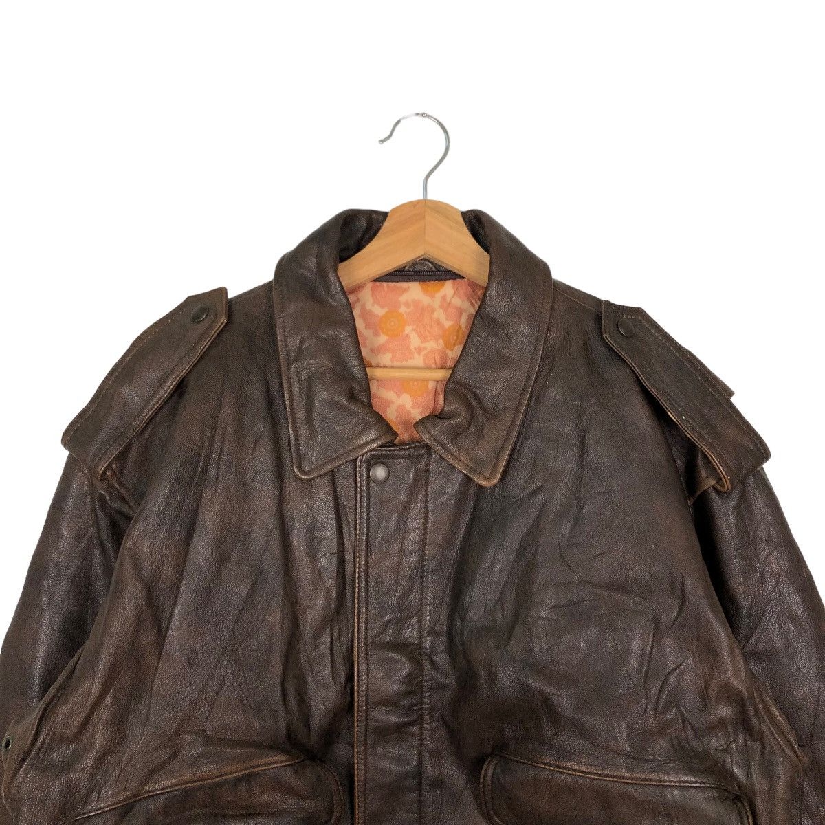 Japanese Brand VINTAGE BOMBER JACKET GENUINE LEATHER TIGER DOT LINING JAPAN Size US S / EU 44-46 / 1 - 2 Thumbnail
