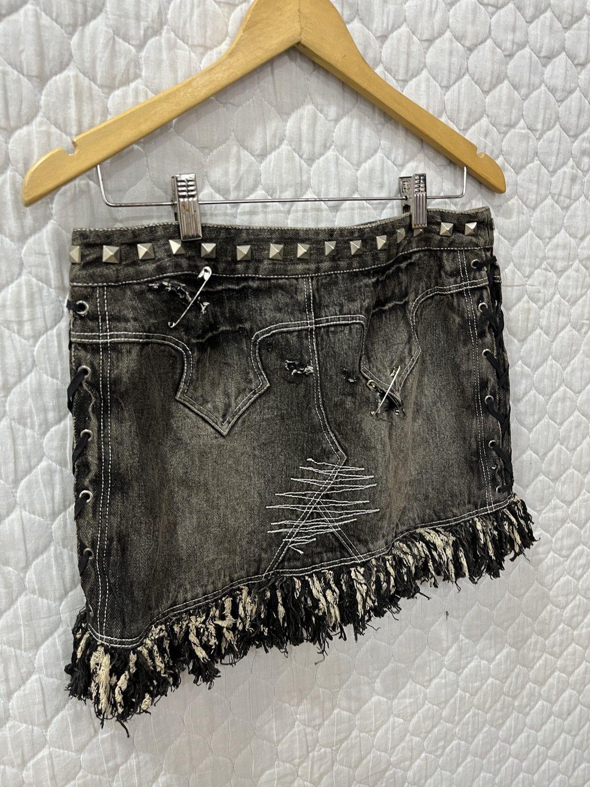 Seditionaries (Vvvv)🔥🔥🔥 HYPE CANDY STRIPPER PUNK SKIRTS Size 31" - 8 Thumbnail