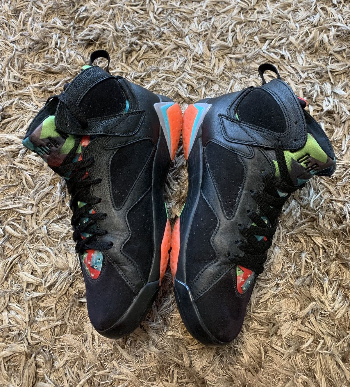Jordan Brand Air Jordan Retro 7 30th Barcelona Night Hightop sneakers 9US Size US 9 / EU 42 - 6 Thumbnail