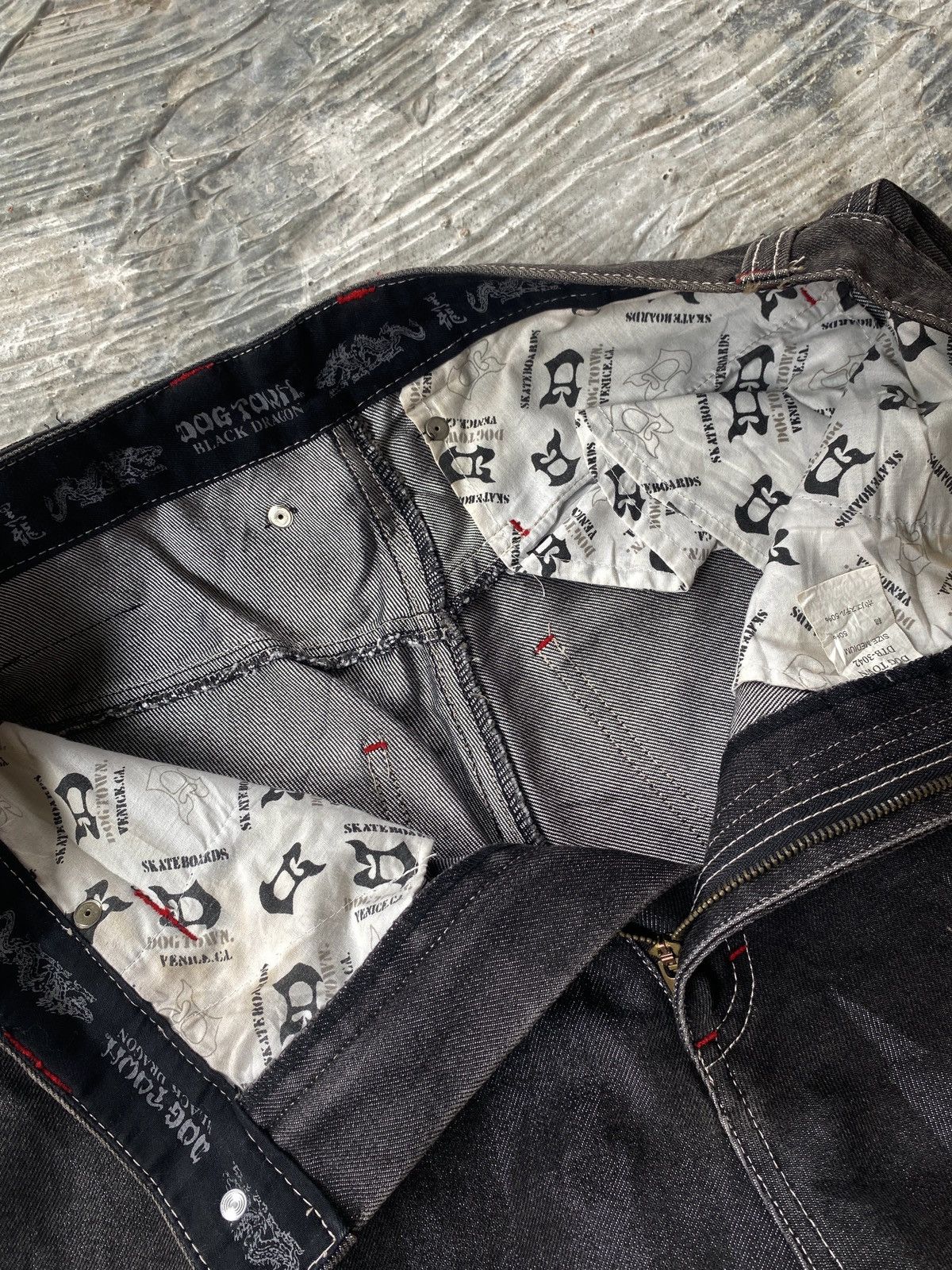 Dogtown 🔥SALE🔥 Vintage 90s Dogtown Black Dragon Baggy carpenter Size US 30 / EU 46 - 16 Thumbnail