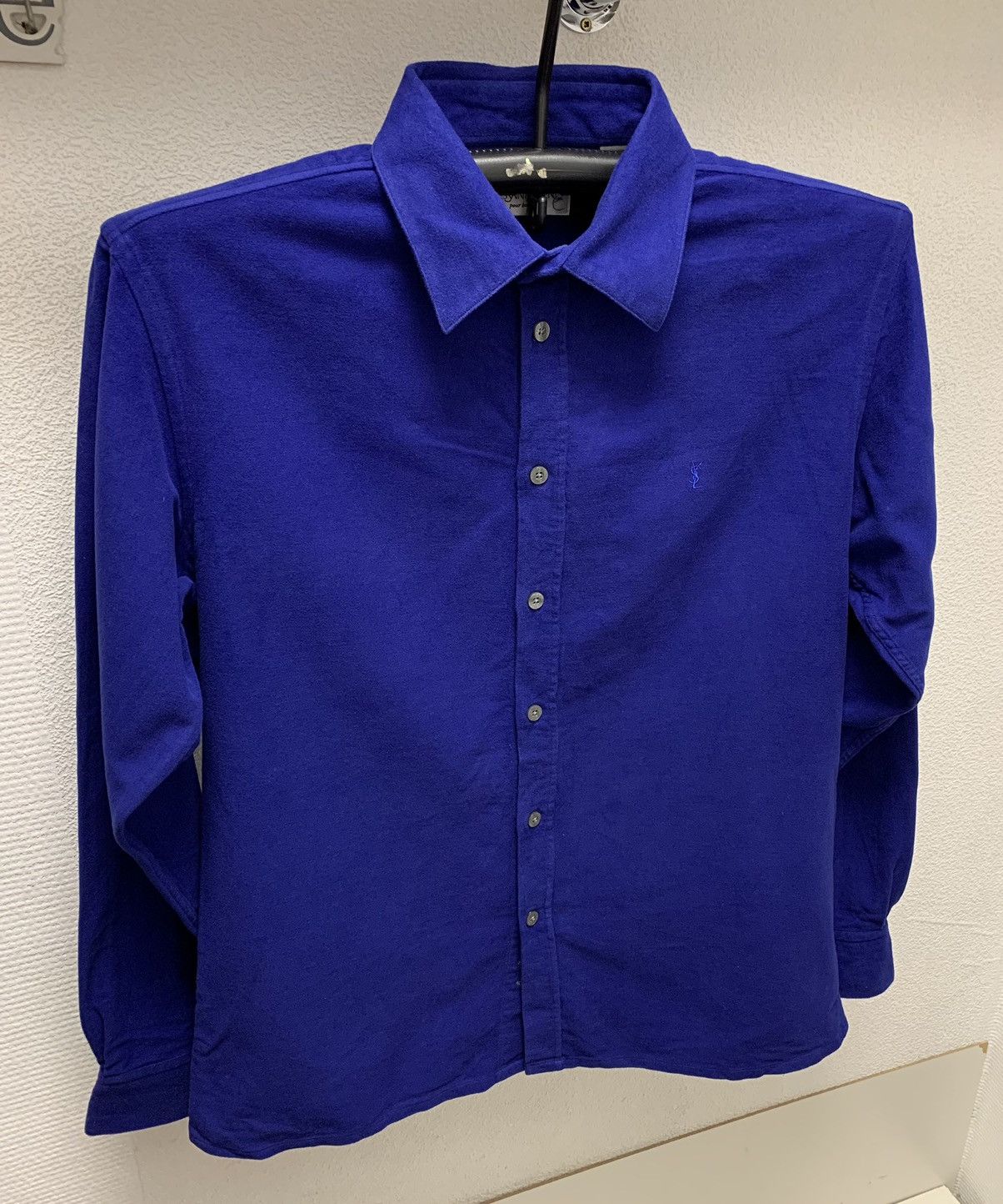 Yves Saint Laurent Yves Saint Laurent YSL overshirt shirt velour M sz Size US M / EU 48-50 / 2 - 1 Thumbnail