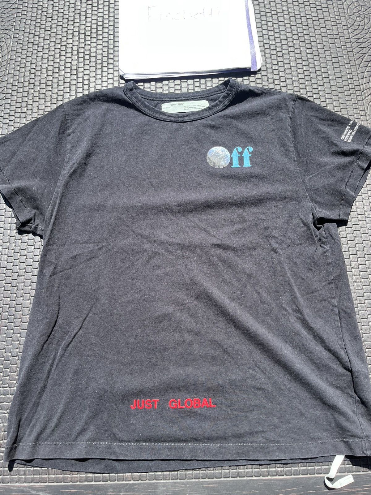 Kith × Off-White Off White x Kith Earth Day Global Size US L / EU 52-54 / 3 - 2 Thumbnail