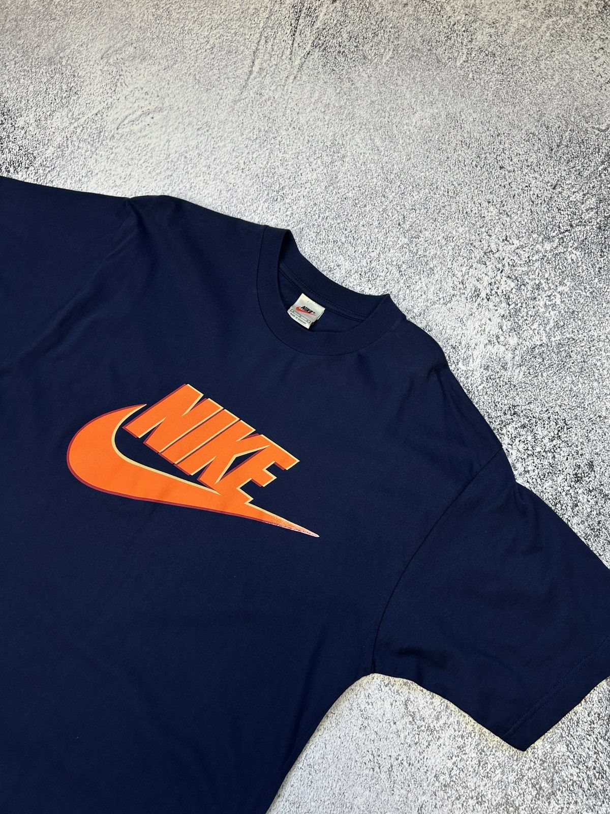 Nike Mens Vintage Nike Big Logo T Shirt rare y2k streetwear tee Size US M / EU 48-50 / 2 - 2 Thumbnail
