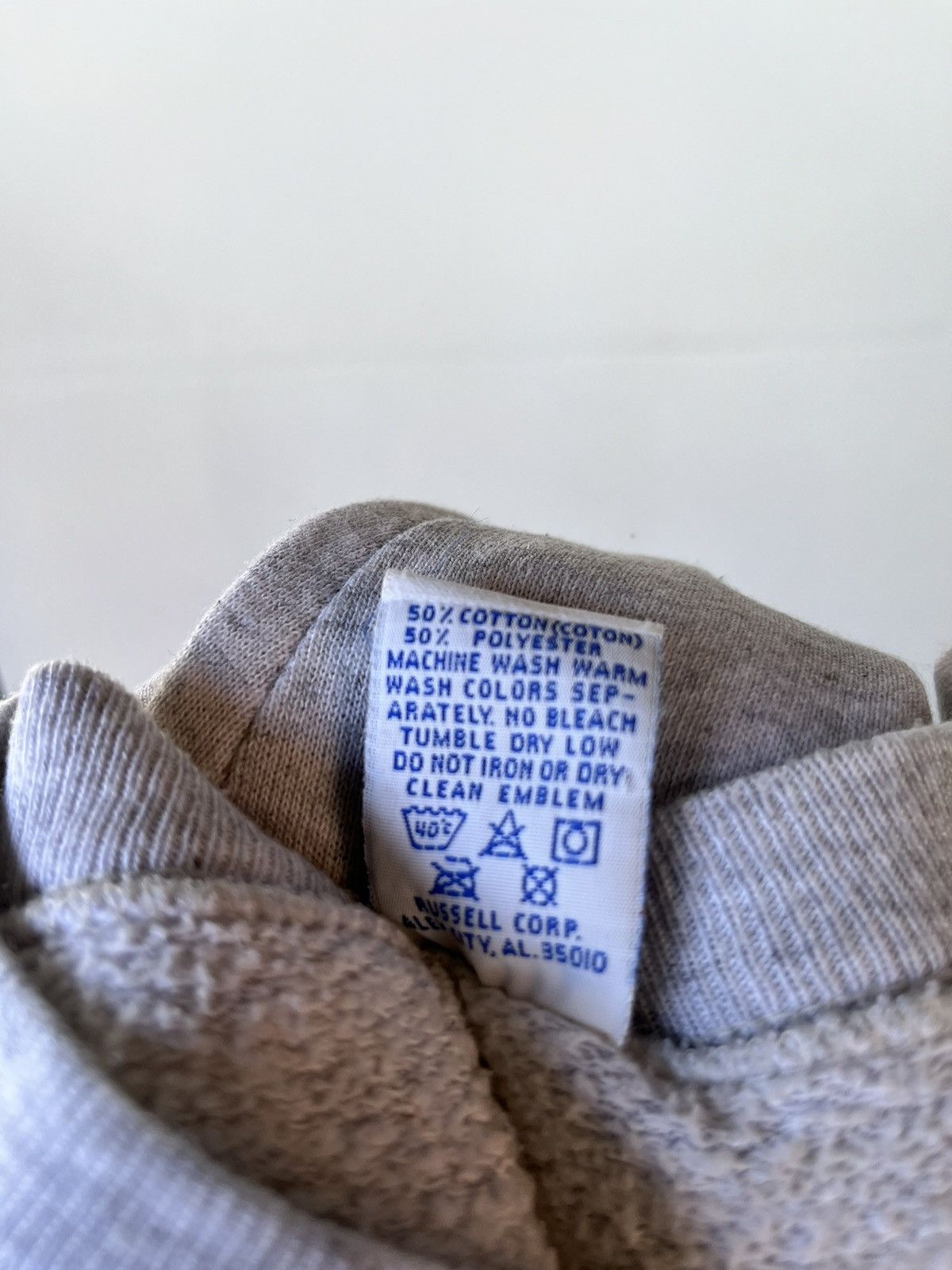 Russell Athletic × Vintage Vintage 90s University Of California Irwine Sweatshirt Size US L / EU 52-54 / 3 - 9 Thumbnail