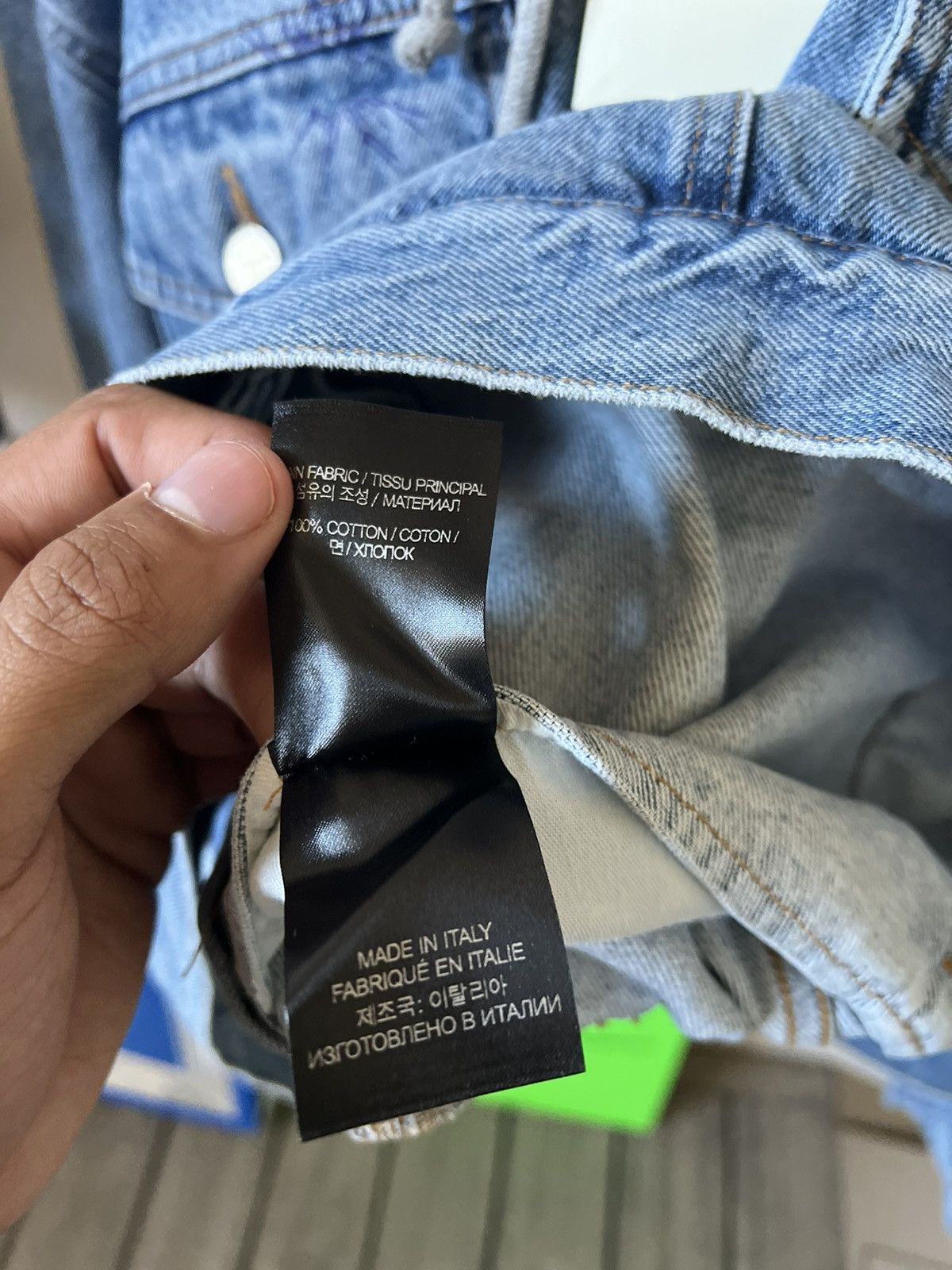 Vetements Vetements Scribbled Denim Jacket Hoodie Size US L / EU 52-54 / 3 - 23 Thumbnail