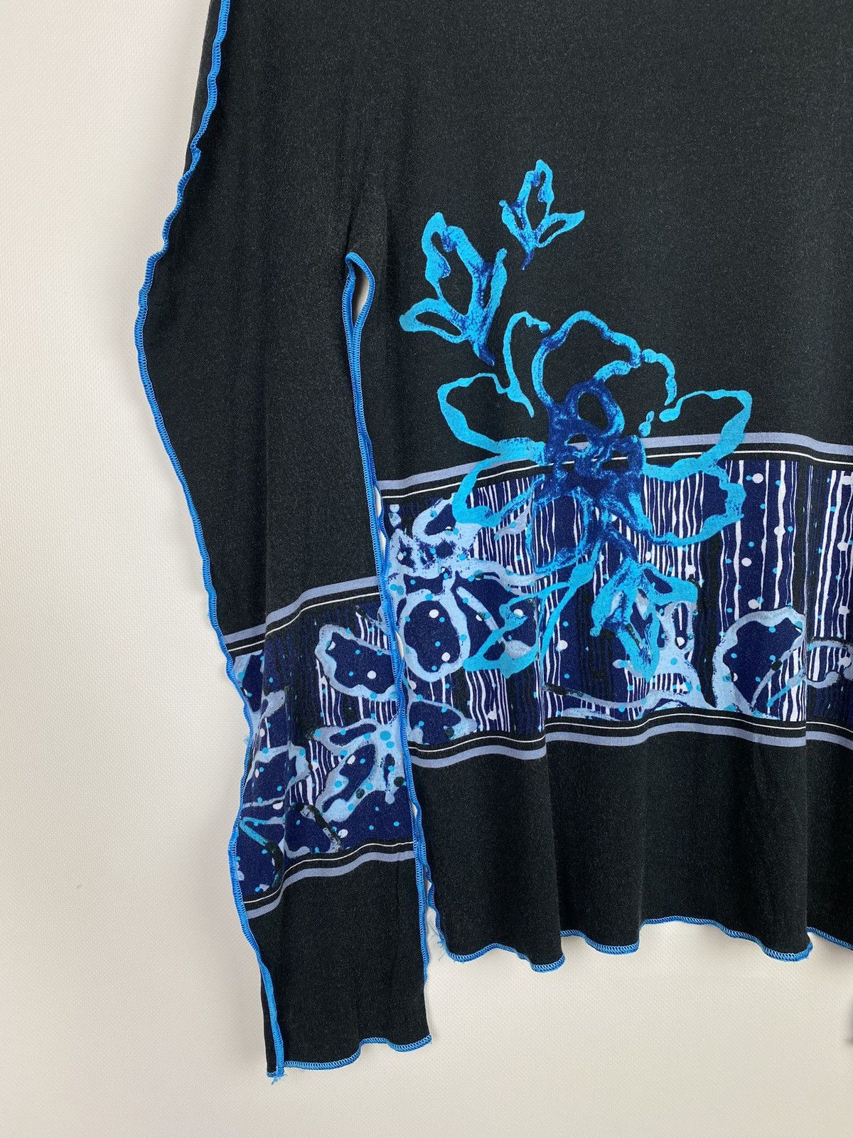Kenzo VTG Y2K Kenzo Jeans ladie flower print long sleeve top tunic Size M / US 6-8 / IT 42-44 - 16 Thumbnail