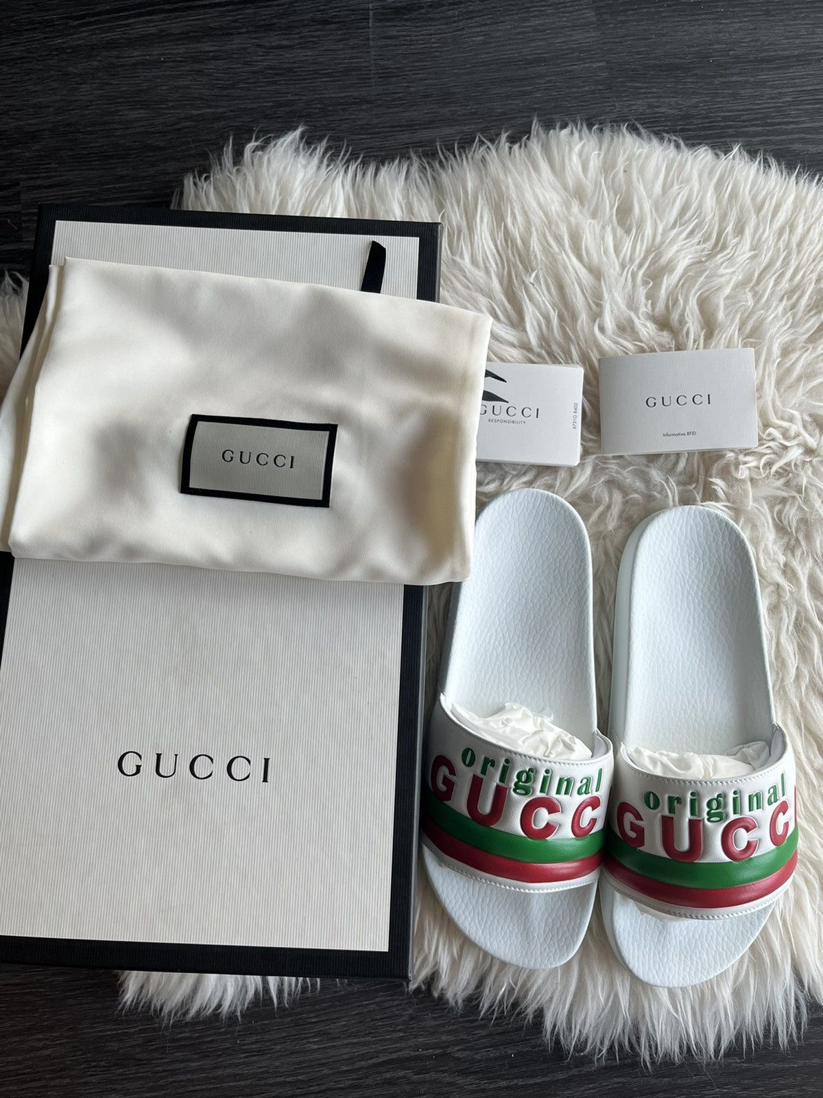 Gucci Super Runway Brand New Gucci Logo Leather Sandal Slides Rare Size US 9 / EU 42 - 10 Thumbnail
