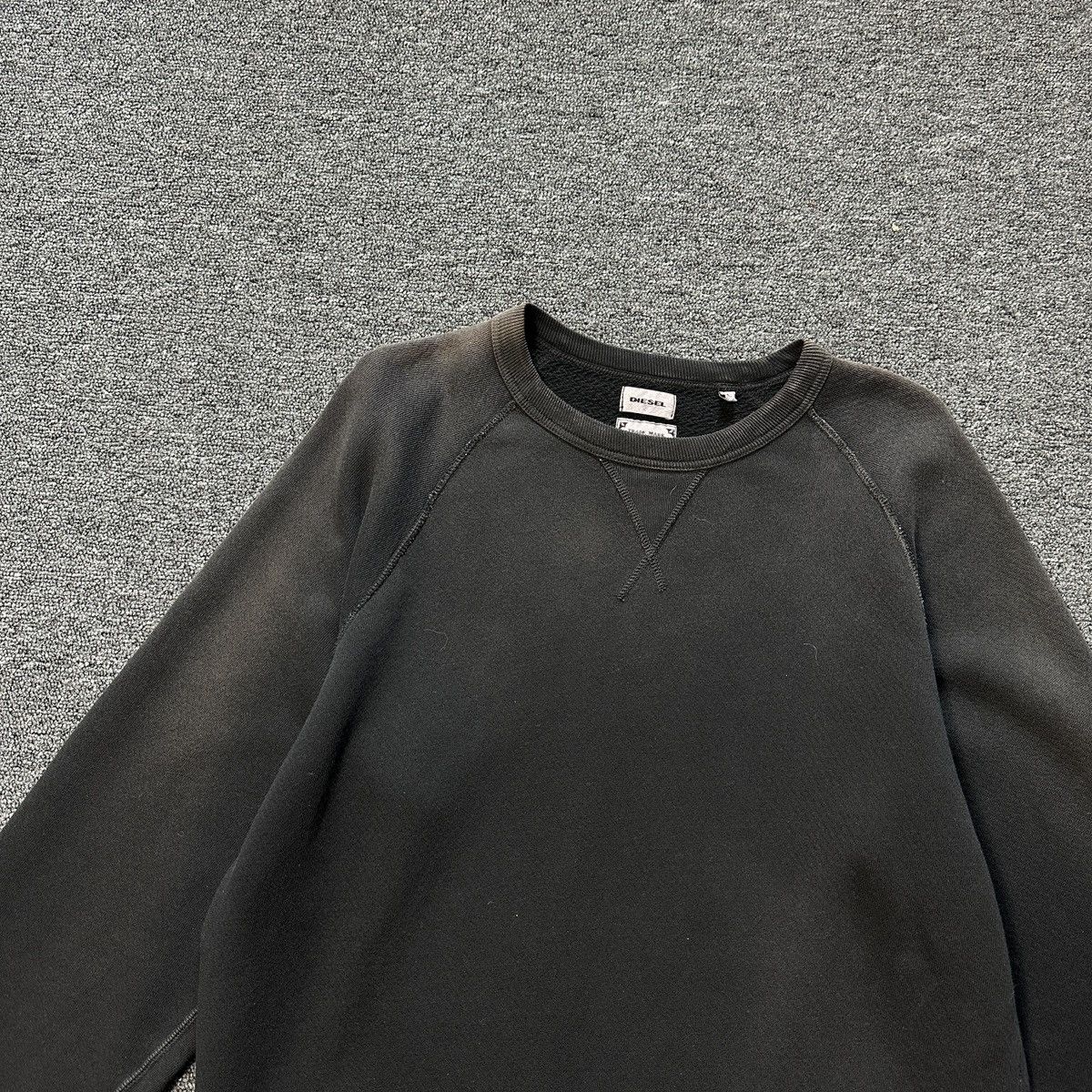 Diesel Vintage Diesel Faded Sweatshirt Size US L / EU 52-54 / 3 - 3 Thumbnail