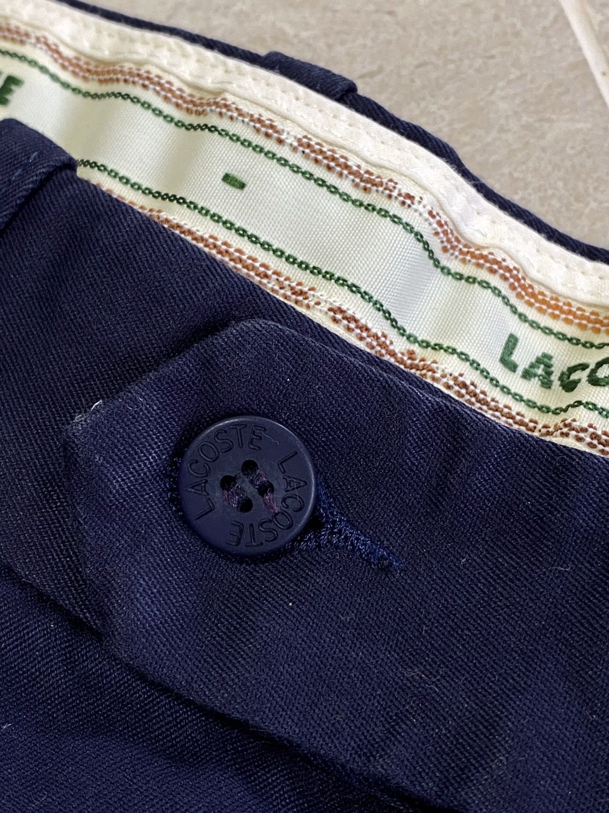 Lacoste Vintage 90s Lacoste streetwear shorts Size US 32 / EU 48 - 6 Thumbnail