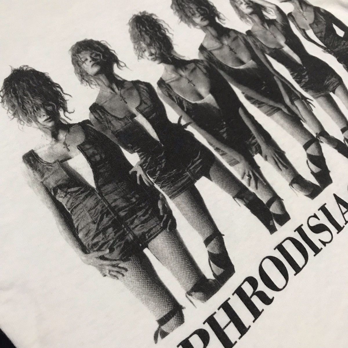 Rap Tees × Vintage Vintage 90s Body Rap London Aphrodisiac XCI/XXII tee Size US M / EU 48-50 / 2 - 3 Thumbnail