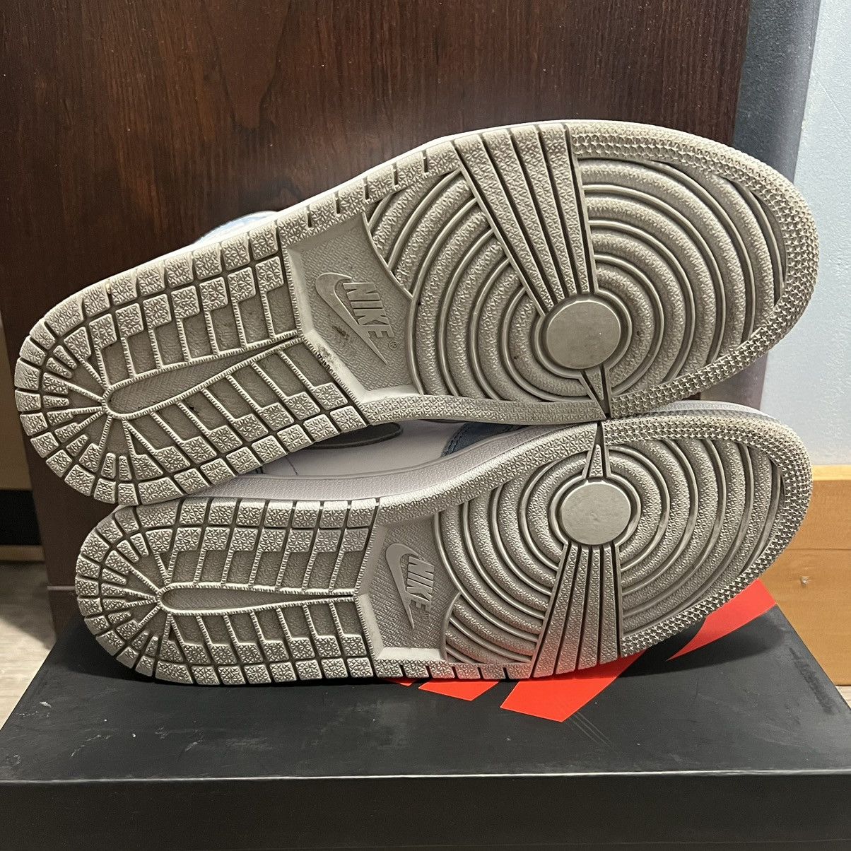 Jordan Brand × Nike Nike Air Jordan 1 Hyper royal Size US 9.5 / EU 42-43 - 6 Thumbnail