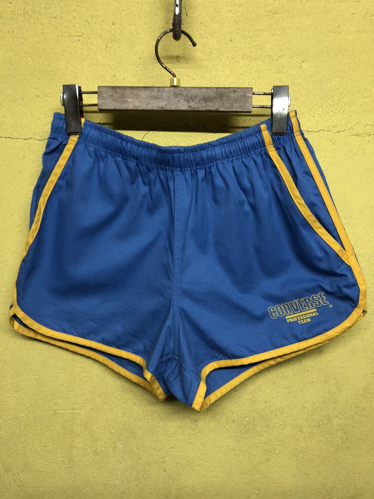 RETRO 90s CONVERSE JAPAN BASKETBALL SHORT