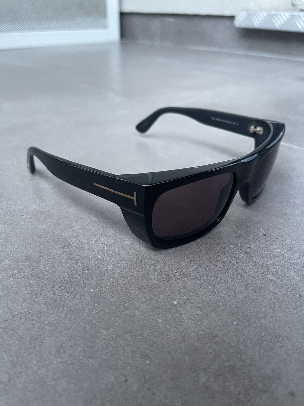 Tom Ford !DS! Tom Ford Toby TF440 01A 3D Square Black Sunglasses Size ONE SIZE - 4 Thumbnail