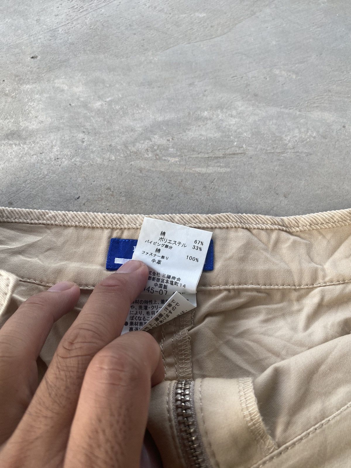 Burberry BURBERRY MINI SEXY SKIRT Size 28" / US 6 / IT 42 - 4 Thumbnail