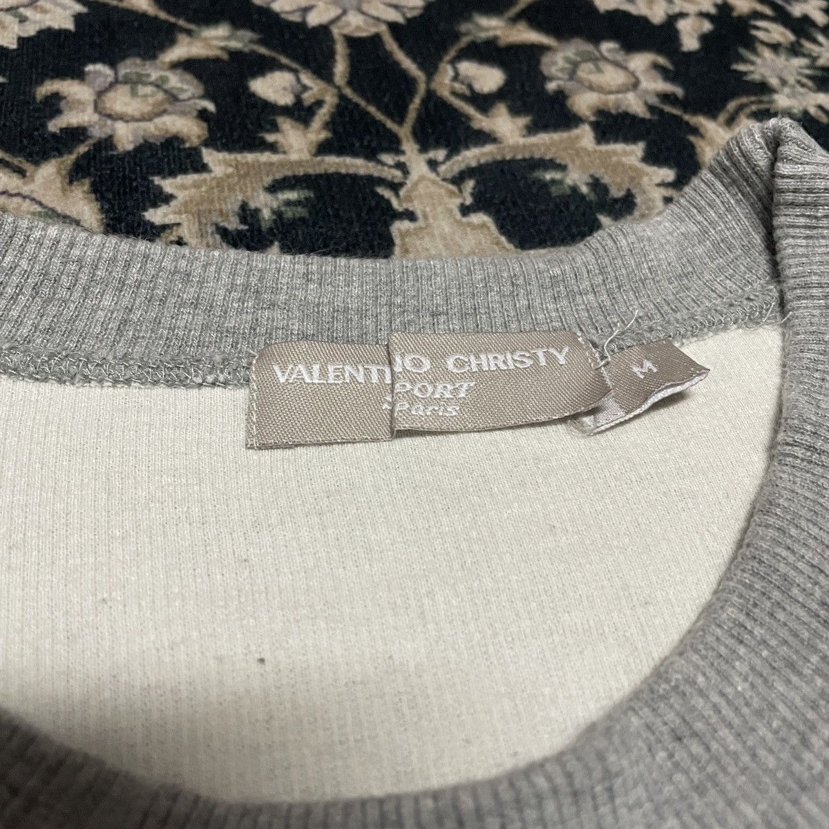 Designer × Valentino × Vintage Valentino Christy Paris Embroidery Size US M / EU 48-50 / 2 - 8 Thumbnail