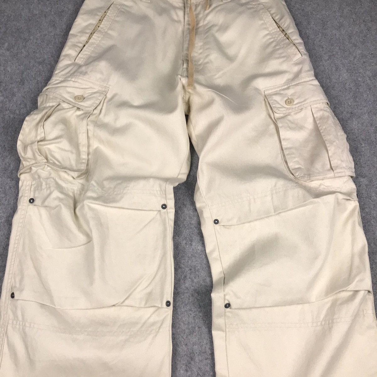 Japanese Brand BAGGY CARGO SUNNY CLOUDS CARGO CREAM PANTS Size US 28 / EU 44 - 5 Thumbnail