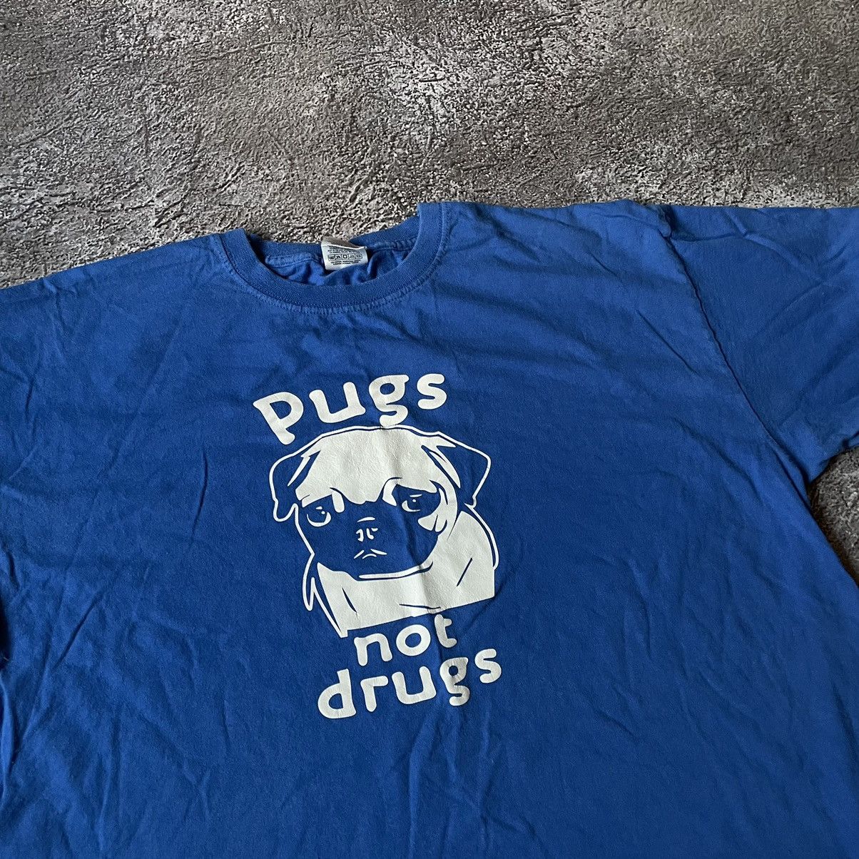 Vintage Vintage Y2K Pugs Not Drugs Graphic Tee Royal Blue Swag XL Size US XL / EU 56 / 4 - 6 Thumbnail