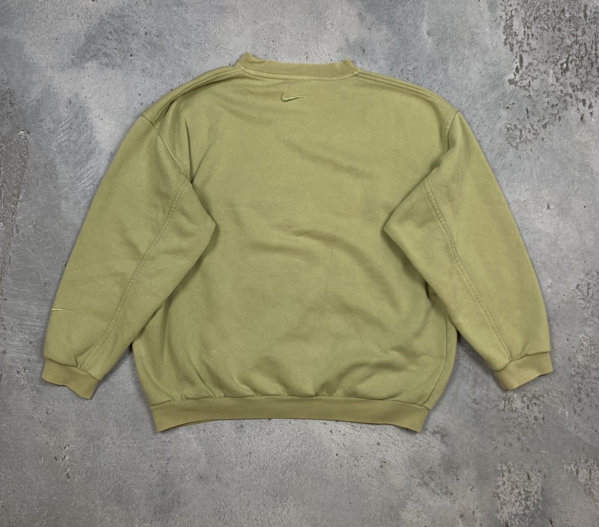 Nike Nike sweatshirt 90s 00s big logo vintage y2k Size US L / EU 52-54 / 3 - 5 Thumbnail