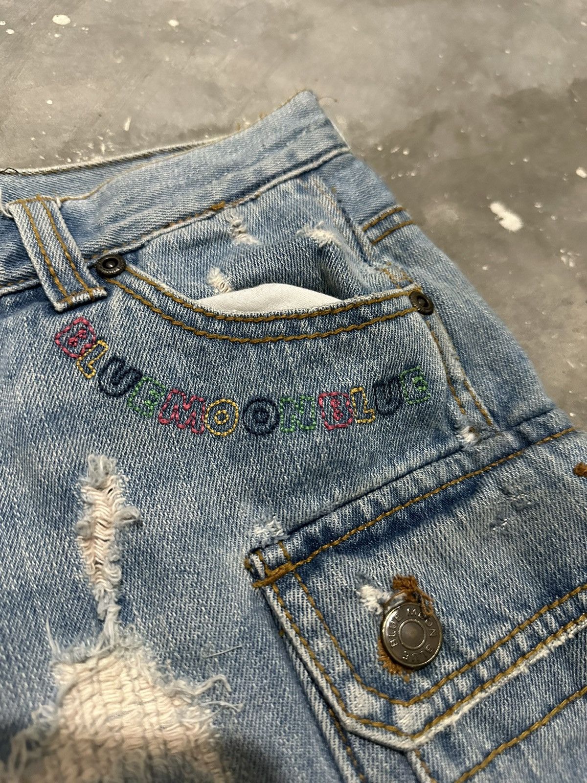 Japanese Brand × Vintage Y2k Blue Moon Blue Japan Distressed Cargo Mini Skirt Size 30" / US 8 / IT 44 - 3 Thumbnail