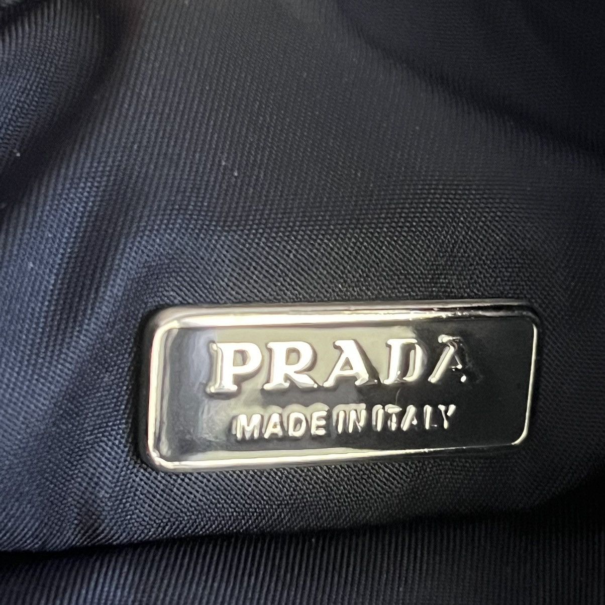 Prada Prada Re-Edition 2005 Nylon Hand Bag Logo Y2K Retro Black Size ONE SIZE - 12 Thumbnail