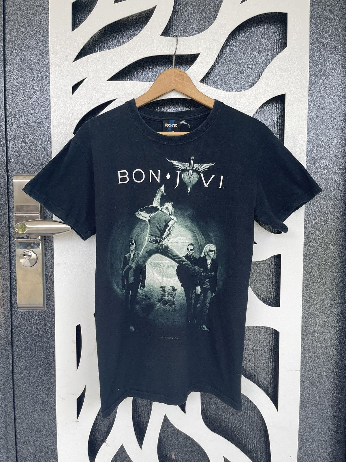 image of Band Tees x Bon Jovi 2010 Vintage Tshirt in Black, Men's (Size Small)