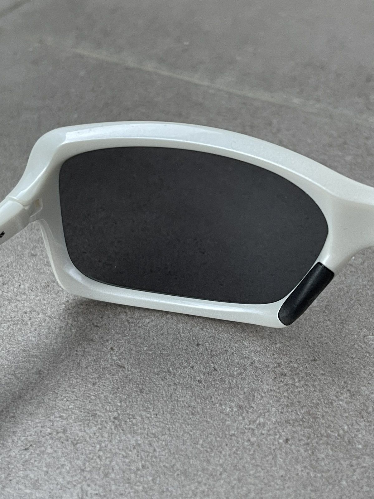 Oakley Oakley OO9203-04 "Hall Pass" White Sunglasses Size ONE SIZE - 9 Thumbnail