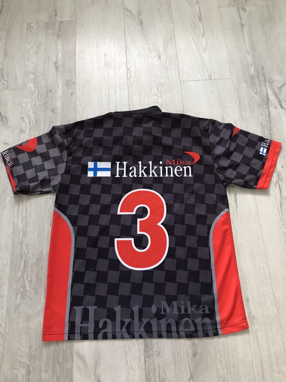 Vintage Vintage Formula 1 Mika Hakkinen jersey t shirt Size US XL / EU 56 / 4 - 5 Thumbnail