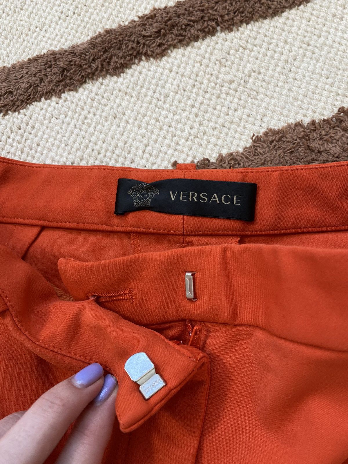 Versace VERSACE ORANGE NYLON SHORTS Size 27" / US 4 / IT 40 - 3 Thumbnail