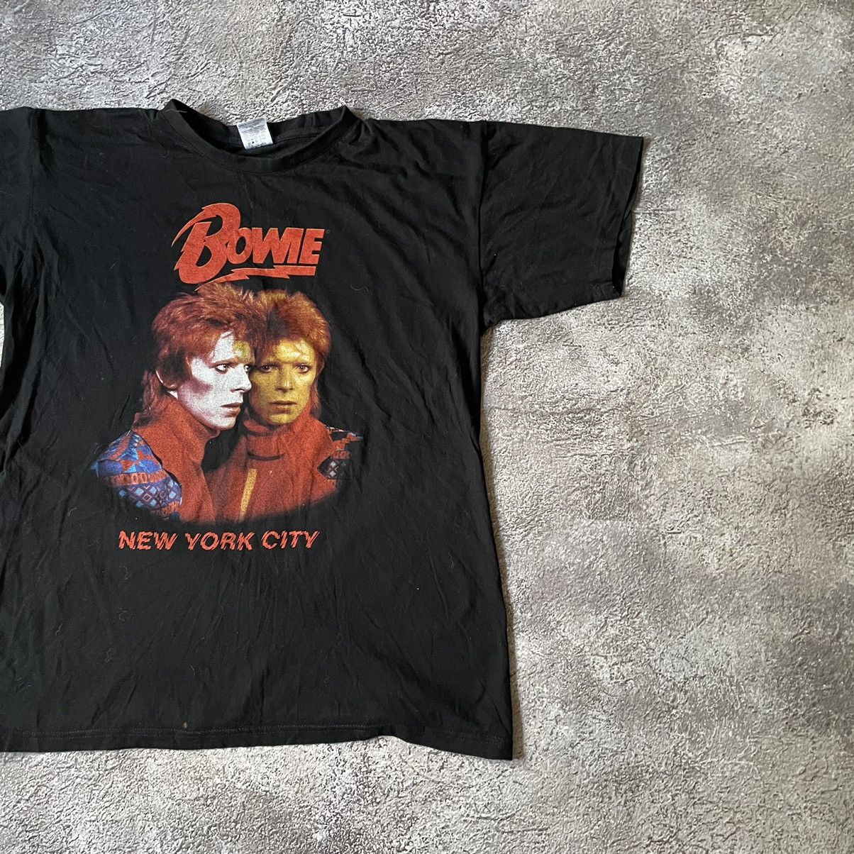 Band Tees Vintage Y2K SCREAM BOWIE FACE ABSTRACT ANGRY XL Size US XL / EU 56 / 4 - 2 Thumbnail