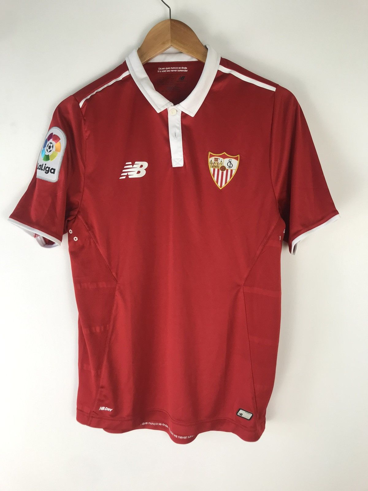 New Balance SEVILLA F.C 2016/17 NEW BALANCE MT630061,SOCCER JERSEY,SZ S Size US S / EU 44-46 / 1 - 1 Thumbnail