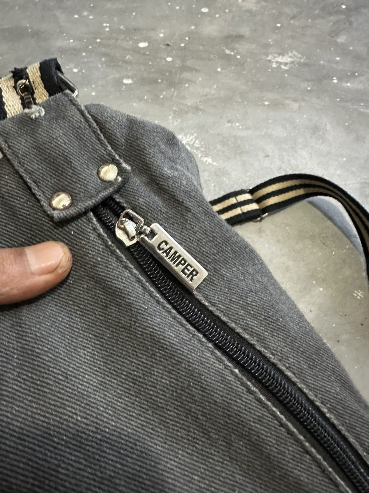 Camper Camper Crossbody/ Sling bag Size ONE SIZE - 7 Thumbnail