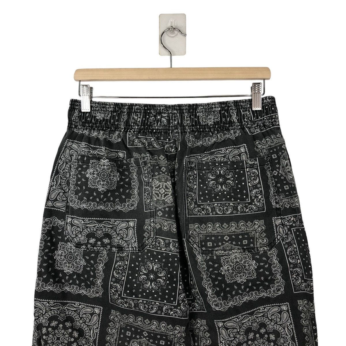 Japanese Brand VINTAGE NAVAJO DESIGN PANTS PESLEY OVER PRINT Size US 27 - 7 Thumbnail