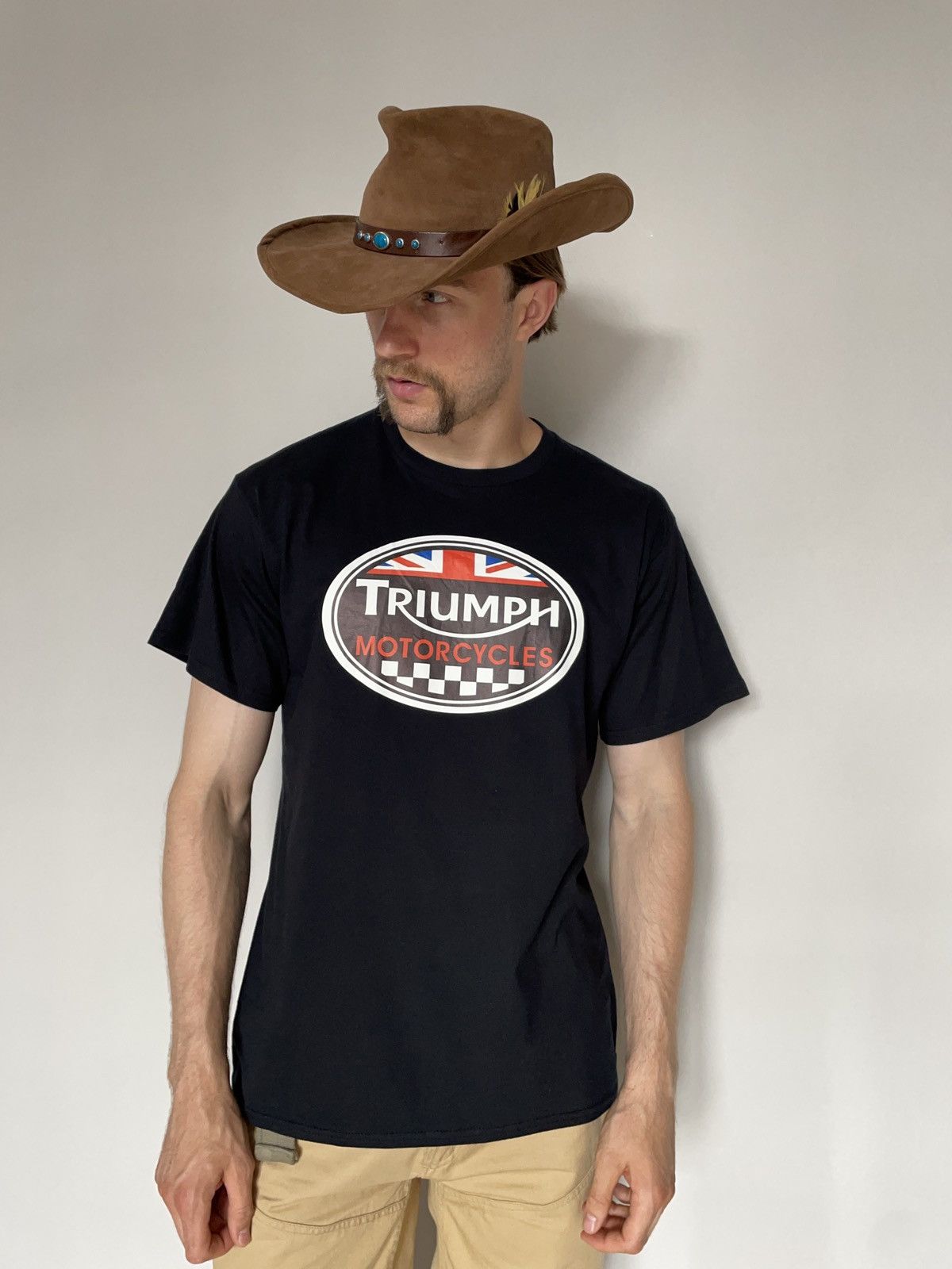 Gildan Triumph Motorcycle Gildan T-shirt Mens size 2XL Size US XXL / EU 58 / 5 - 1 Thumbnail